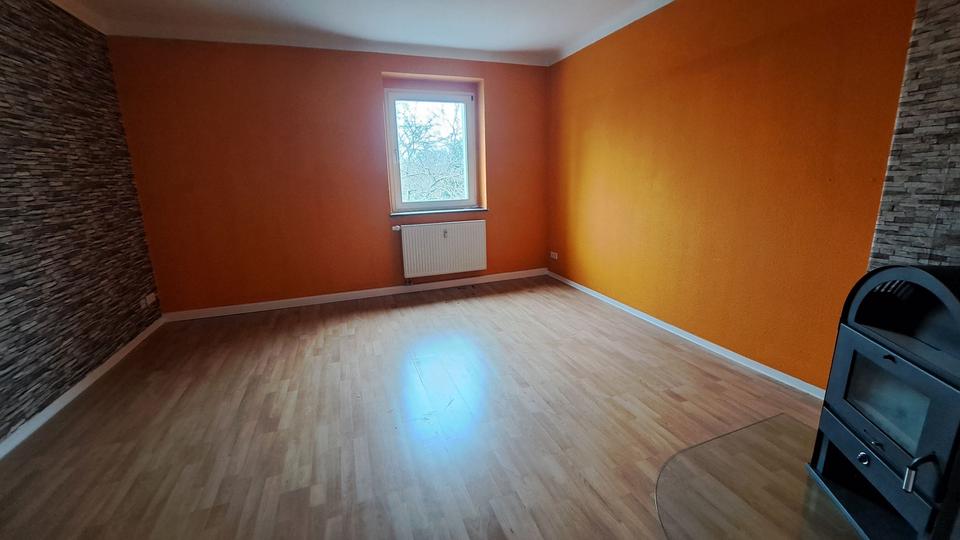 Etagenwohnung Zeitz - 2 Zimmer, 58 m&sup2;, 308&euro; | Angebot:26299825