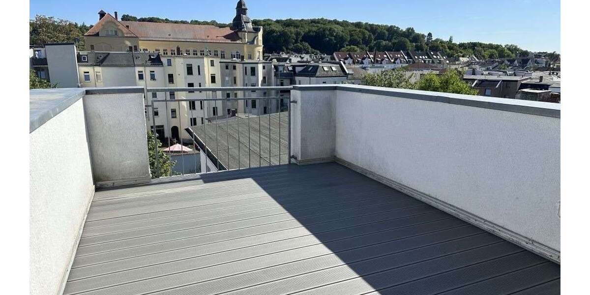 Etagenwohnung Gera Alt-Bieblach - 3 Zimmer, 94 m&sup2;, 610&euro; | Angebot:26966137