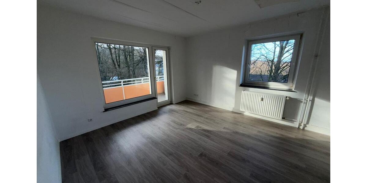 Etagenwohnung Crimmitschau - 2 Zimmer, 52 m&sup2;, 270&euro; | Angebot:26676955