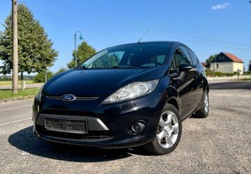 Ford Fiesta 141.570 km 3.990 &euro; Altenburg 04600