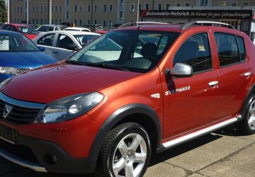 Dacia Sandero 158.000 km 4.900 &euro; Gera 07548