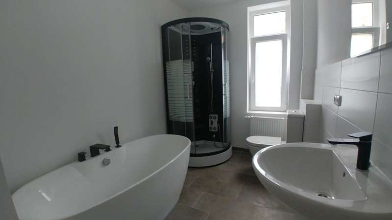 Etagenwohnung Greiz - 4 Zimmer, 85 m&sup2;, 599&euro; | Angebot:27083568