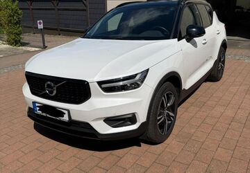 Volvo XC40 121.000 km 21.900 &euro; Gera 07546