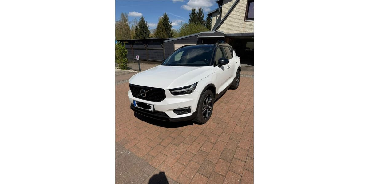 Volvo XC40 121.000 km 21.900 &euro; Gera 07546