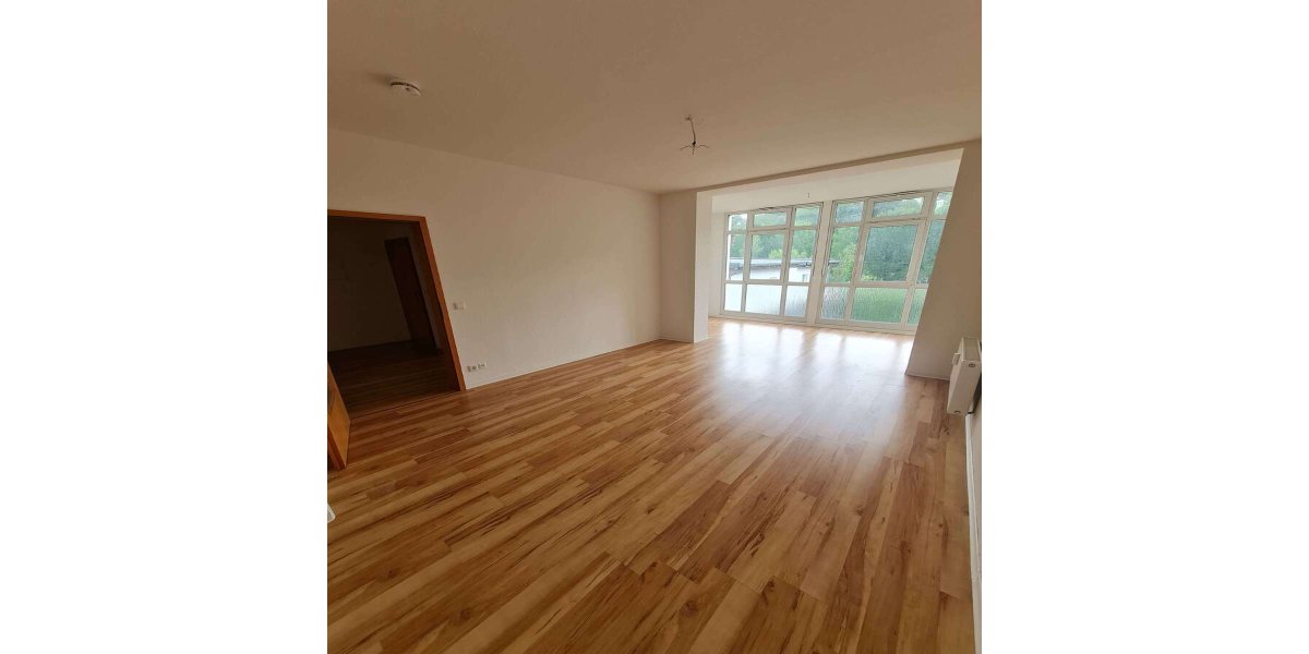 Etagenwohnung Gera Ostviertel - 3 Zimmer, 73 m&sup2;, 495&euro; | Angebot:27169846