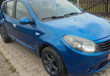 Dacia Sandero 234.500 km 777 &euro; Schleifreisen 07629