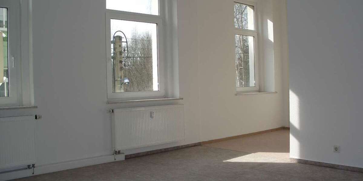 Etagenwohnung Werdau Leubnitz - 3 Zimmer, 66 m&sup2;, 341&euro; | Angebot:27209423
