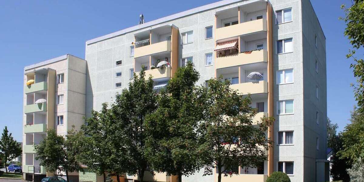 Etagenwohnung Werdau Werdau, Stadt - 1 Zimmer, 33 m&sup2;, 200&euro; | Angebot:24695650