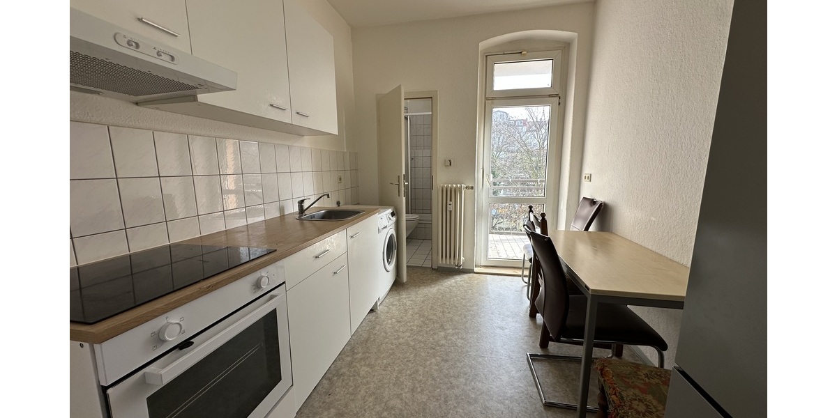 Möblierte 2-Zimmer-Wohnung mit Balkon und Dusche nahe des Zentrums! - Etagenwohnung Gera Pforten | Angebot:26876610