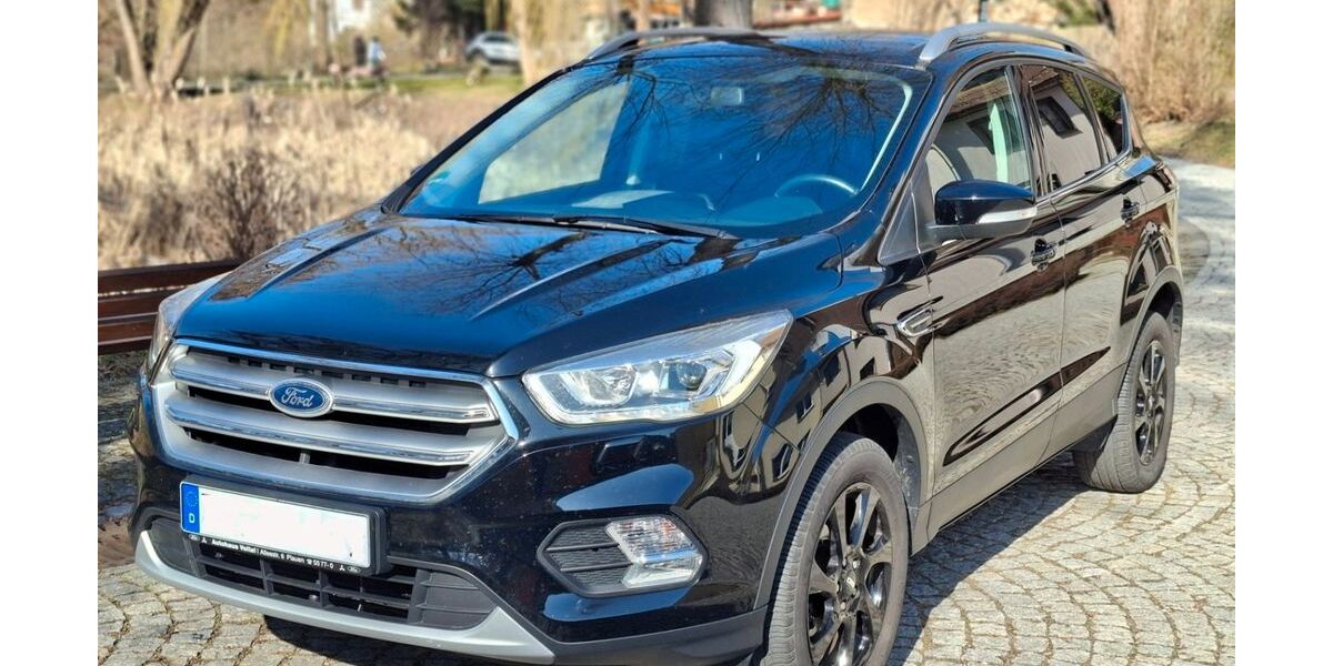 Ford Kuga 73.000 km 11.900 &euro; Auma-Weidatal 07955