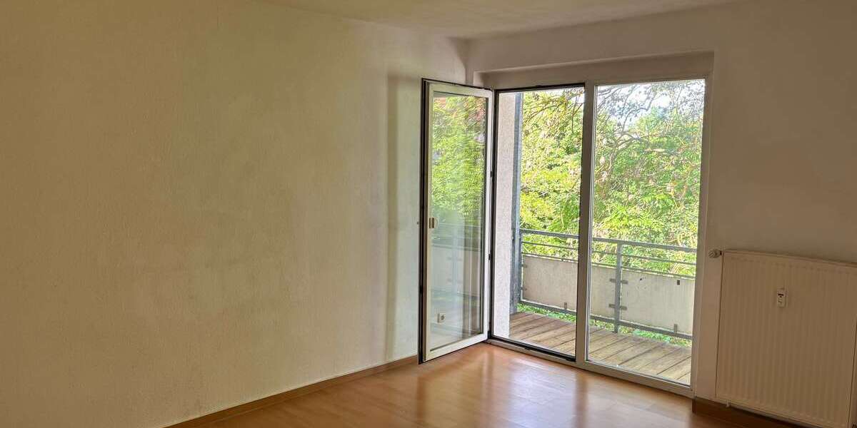 Etagenwohnung Gera Debschwitz - 4 Zimmer, 86 m&sup2;, 600&euro; | Angebot:26848428