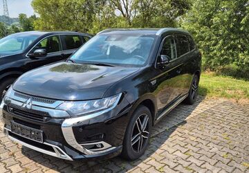 Mitsubishi Outlander 93.779 km 20.990 &euro; Crossen 07613