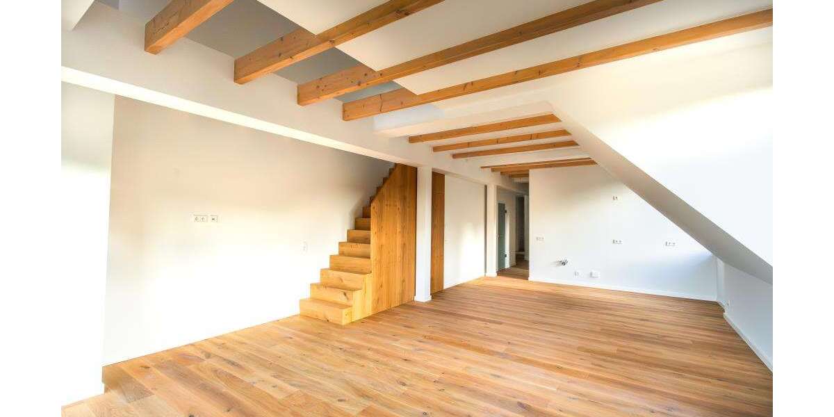 Etagenwohnung Gera Untermhaus - 4 Zimmer, 139 m&sup2;, 1.800&euro; | Angebot:25874109