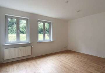 Wohnung Zeitz - 2 Zimmer, 56 m&sup2;, 321&euro; | Angebot:27419652