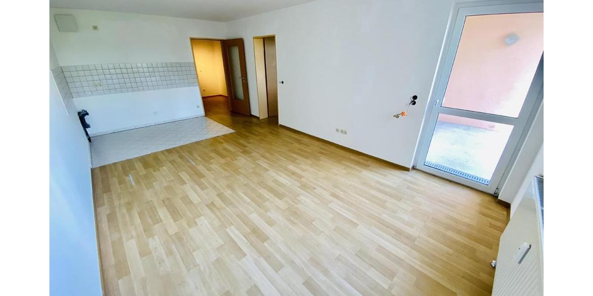Wohnzimmer & Küche