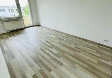 Sonnige 4 Raum Whg. mit Balkon in Gera-Langenberg! - Wohnung Gera Langenberg | Angebot:26335683