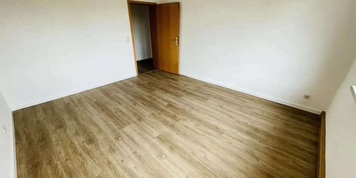 Etagenwohnung Gera Untermhaus - 3 Zimmer, 66 m&sup2;, 400&euro; | Angebot:27234410