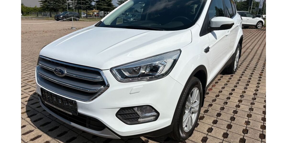 Ford Kuga 104.290 km 11.290 &euro; Triptis 07819