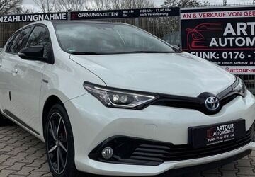 Toyota Auris 57.930 km 14.899 &euro; Teuchern 06682