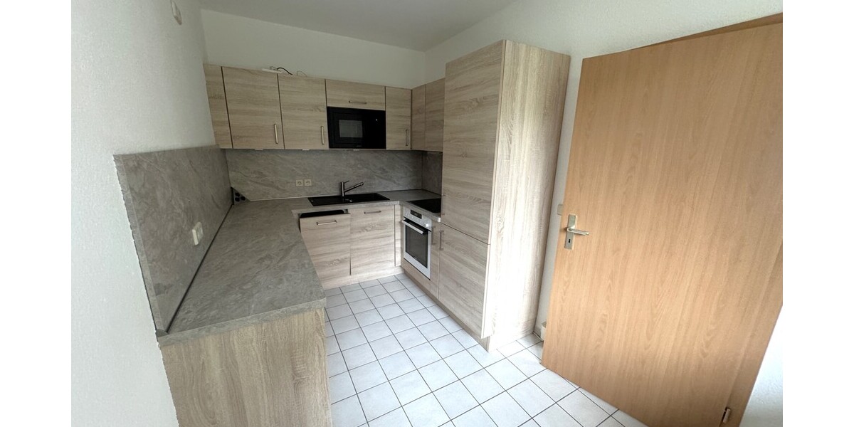Wohnen mit Mehrwert: 2-Raum-Wohnung mit großzügigem Doppel-Wintergarten in Gera-Bieblach! - Erdgeschoßwohnung Gera Alt-Bieblach | Angebot:27082956