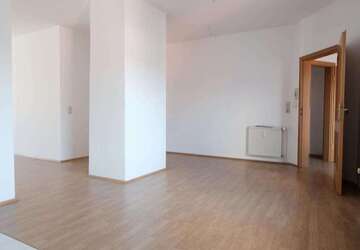 Wohnung Werdau - 1 Zimmer, 70 m&sup2;, 325&euro; | Angebot:25807658