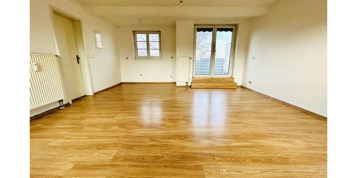 Etagenwohnung Meuselwitz Zipsendorf - 4 Zimmer, 100 m&sup2;, 550&euro; | Angebot:14303127