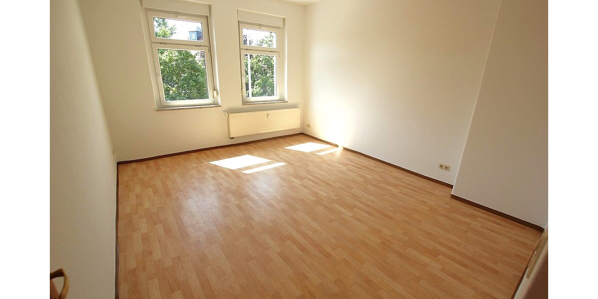 Wanne, Dusche und Balkon! Geräumige 2 Raum Wohnung im Zentrum! - Etagenwohnung Gera Debschwitz | Angebot:26876551