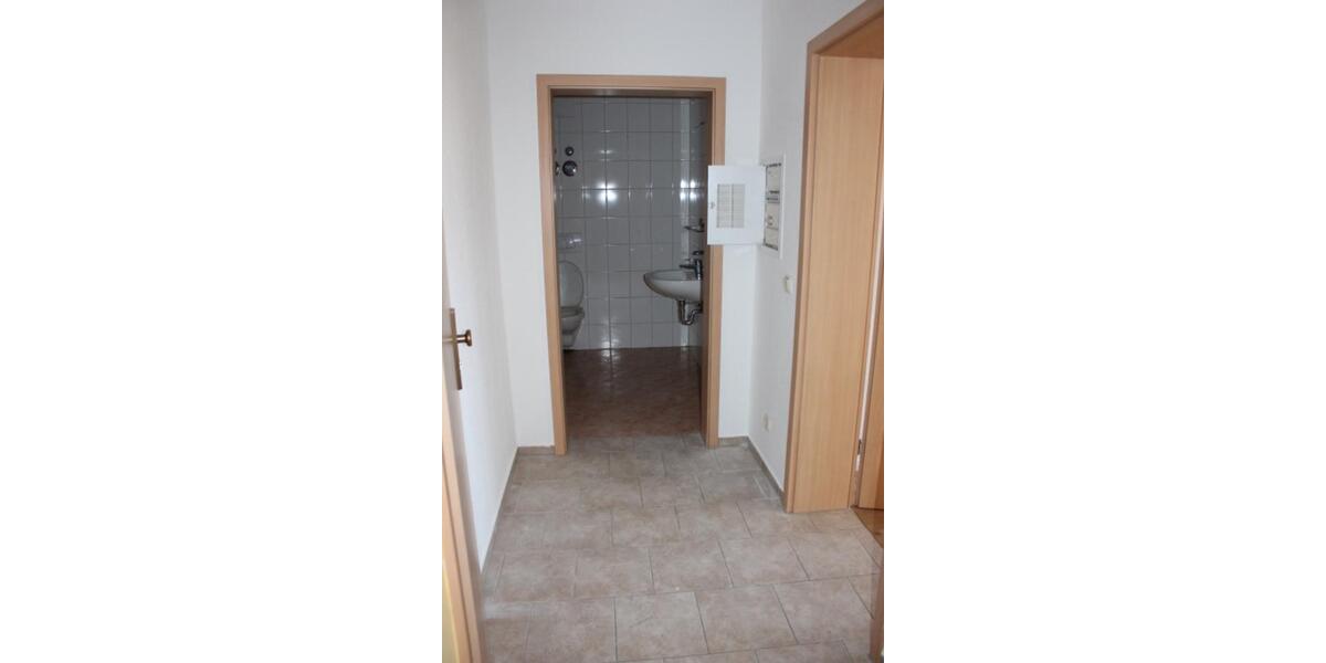 Etagenwohnung Zeitz - 2 Zimmer, 49 m&sup2;, 334&euro; | Angebot:25378242