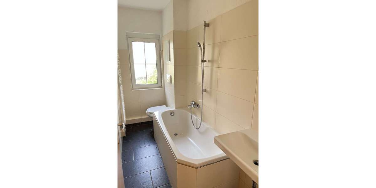 Etagenwohnung Ronneburg Raitzhain - 3 Zimmer, 67 m&sup2;, 410&euro; | Angebot:23368167