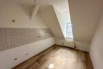 Dachgeschoßwohnung Gera - 2 Zimmer, 49 m&sup2;, 250&euro; | Angebot:25143817