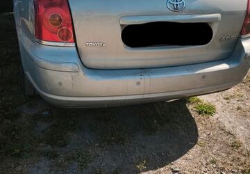 Toyota Avensis 267.000 km 2.500 &euro; Werdau 08412