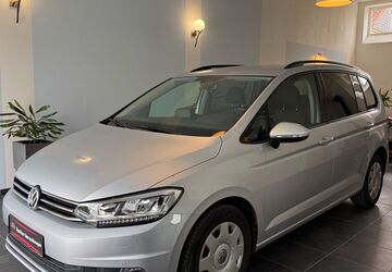 VW Touran 90.377 km 17.990 &euro; Gera 07552