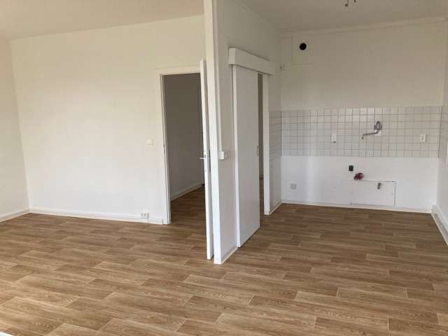 Etagenwohnung Gera Lusan - 3 Zimmer, 58 m&sup2;, 340&euro; | Angebot:27112516