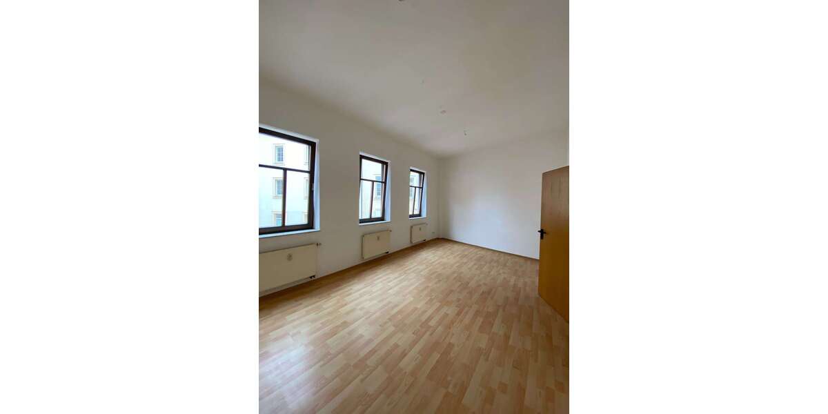 Etagenwohnung Altenburg - 2 Zimmer, 51 m&sup2;, 323&euro; | Angebot:27255859