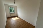 Neuer Fußboden und Balkon! 4 Zimmer Wohnung in Gera Langenberg - Etagenwohnung Gera Langenberg | Angebot:27156280