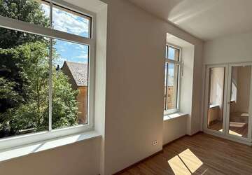 Wohnung Crimmitschau - 3 Zimmer, 110 m&sup2;, 935&euro; | Angebot:27352044