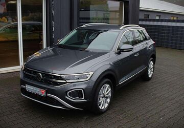 VW T-Roc 1.503 km 29.990 &euro; Münchenbernsdorf 07589
