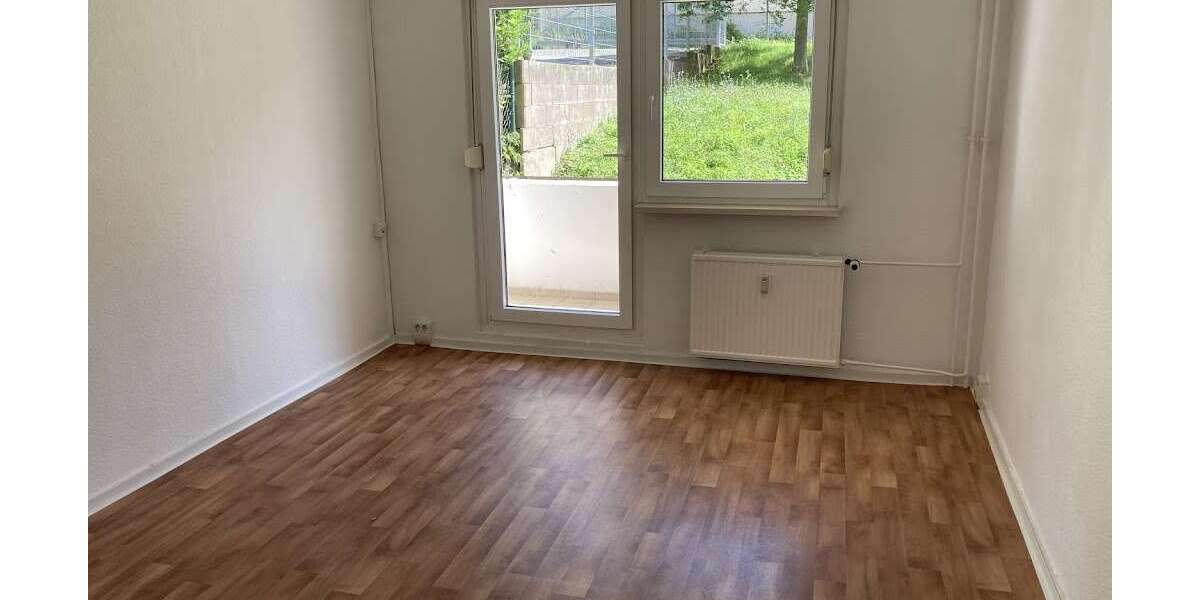 Etagenwohnung Gera Ostviertel - 3 Zimmer, 62 m&sup2;, 355&euro; | Angebot:27055970